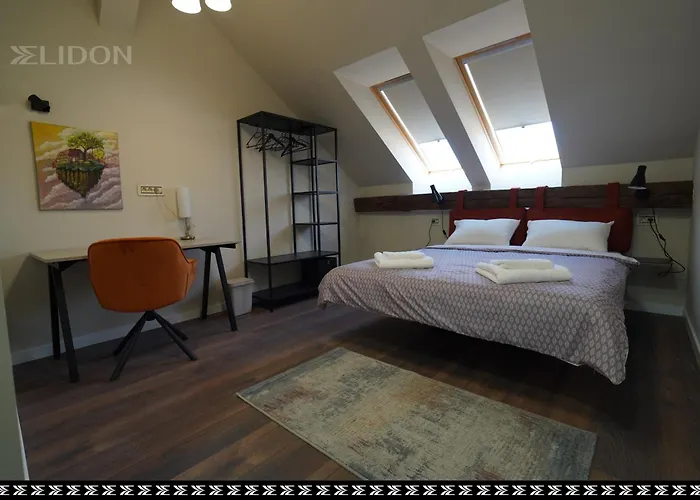 아파트 Elidon 1833 *