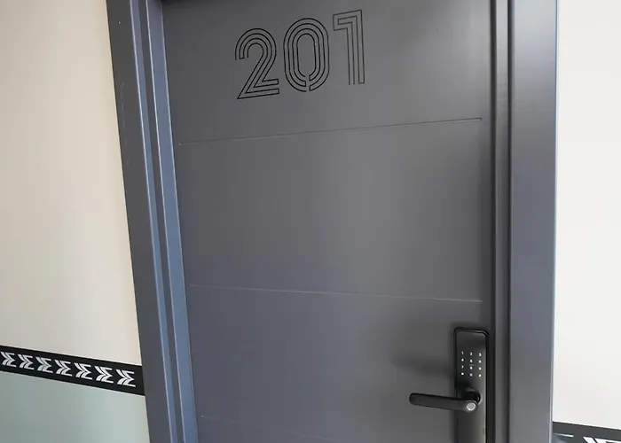 Elidon 1833 아파트